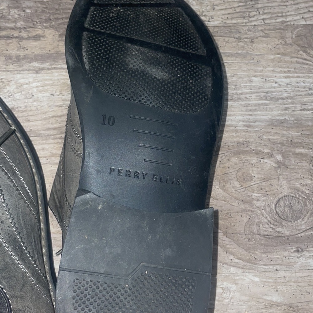 Perry Ellis 10 - Picture 5 of 5